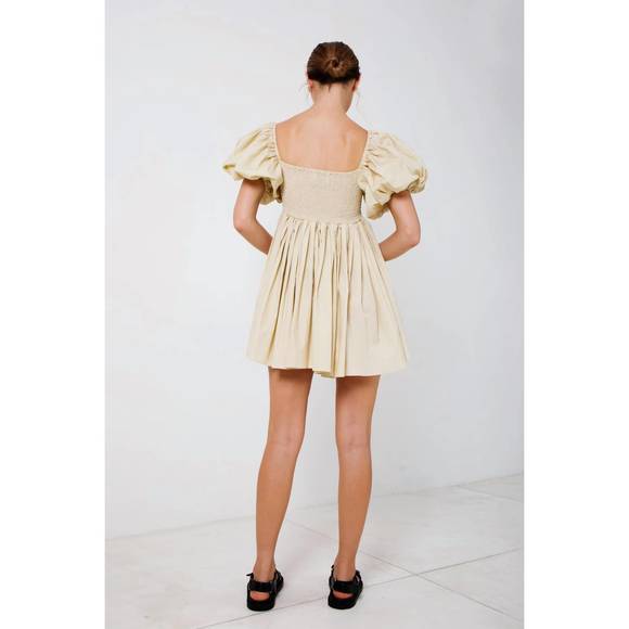 NEW S/W/F puff sleeve babydoll dress in fawn - Picture 2 of 5